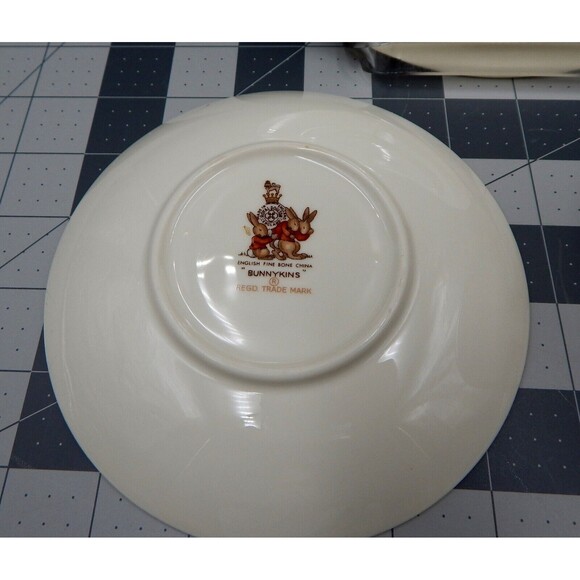 Royal Doulton Bunnykins Child 3 Piece Set English Fine Bone China Stoke on Trent - Picture 4 of 9